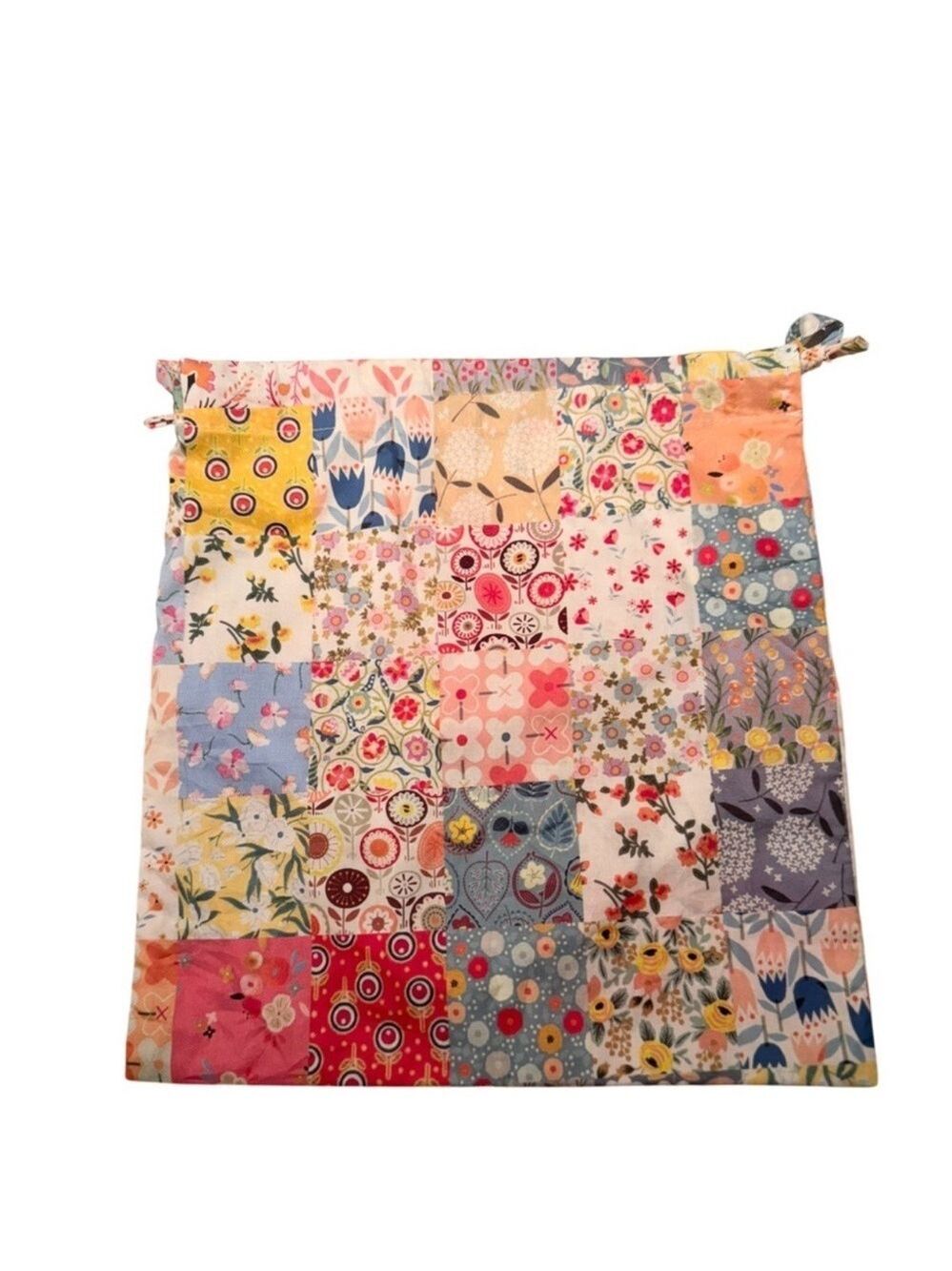 Drawstring Backpack Retro Print - Picture 2 of 5